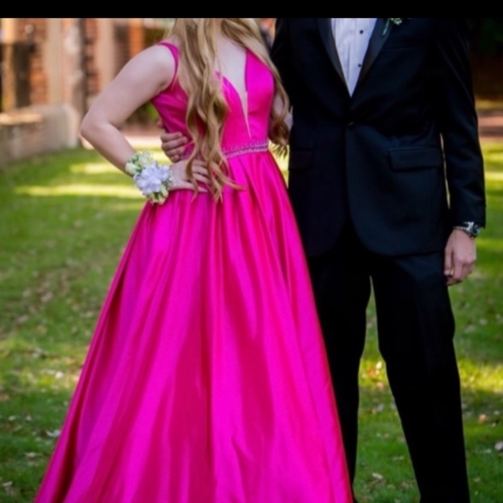 Sherri hill Sz 6